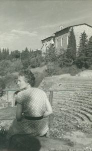 WBG in Italy, 1955, on the Italian Government Travel Award. Photo: David Lewis.